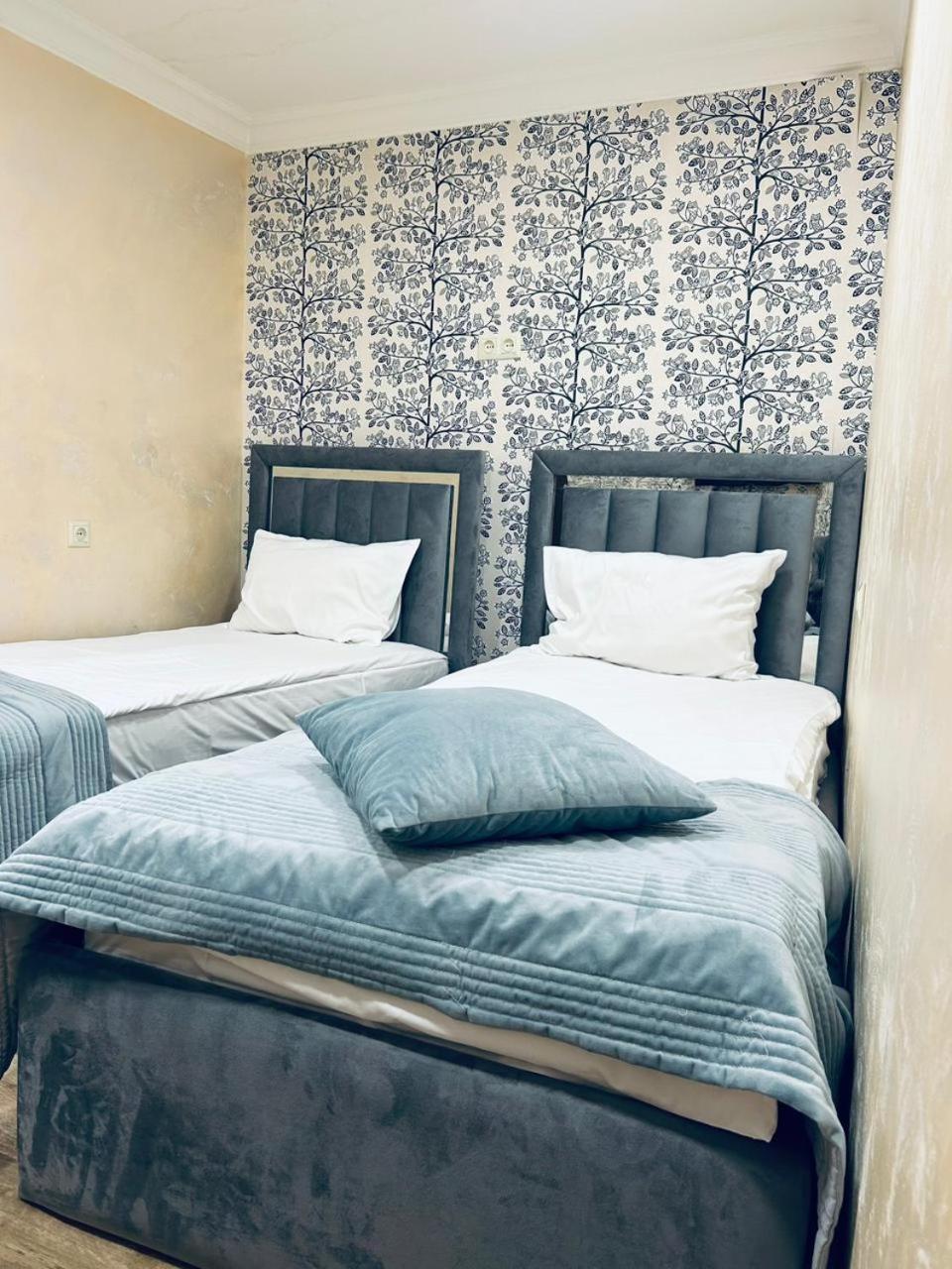 Yerevan Hotel 外观 照片