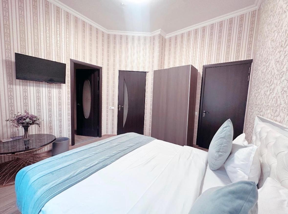 Yerevan Hotel 外观 照片